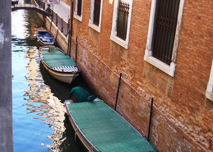 Love Island Venice